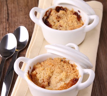 Quick Boysenberry and Apple Crumble
