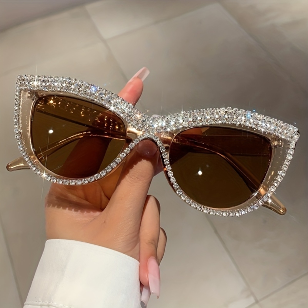 Cat Eye Sunglasses For Women Brand Designer Mirror Lens Chain Charm Sun  Glasses For Summer Beach Travel Vacation, Uv400 - Temu Qatar