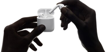 Apple’s Wireless AirPods – Expensive to loose